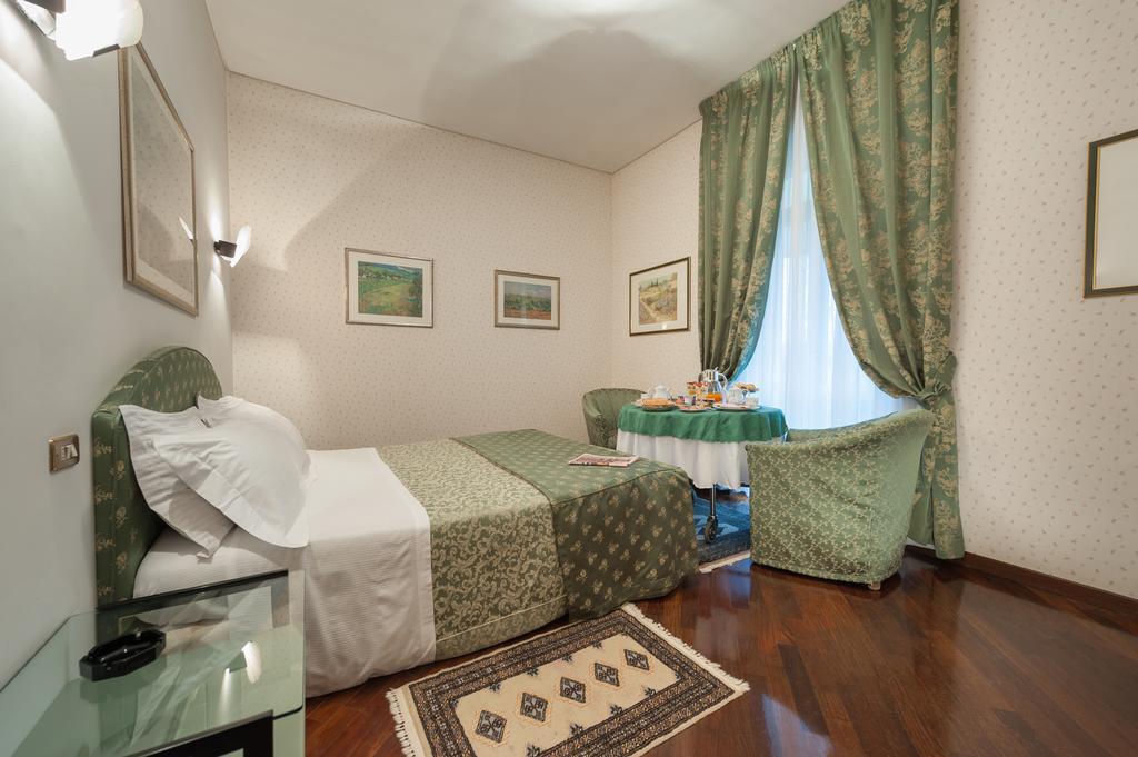 Hotel Villa Giulia Tortona Habitación foto