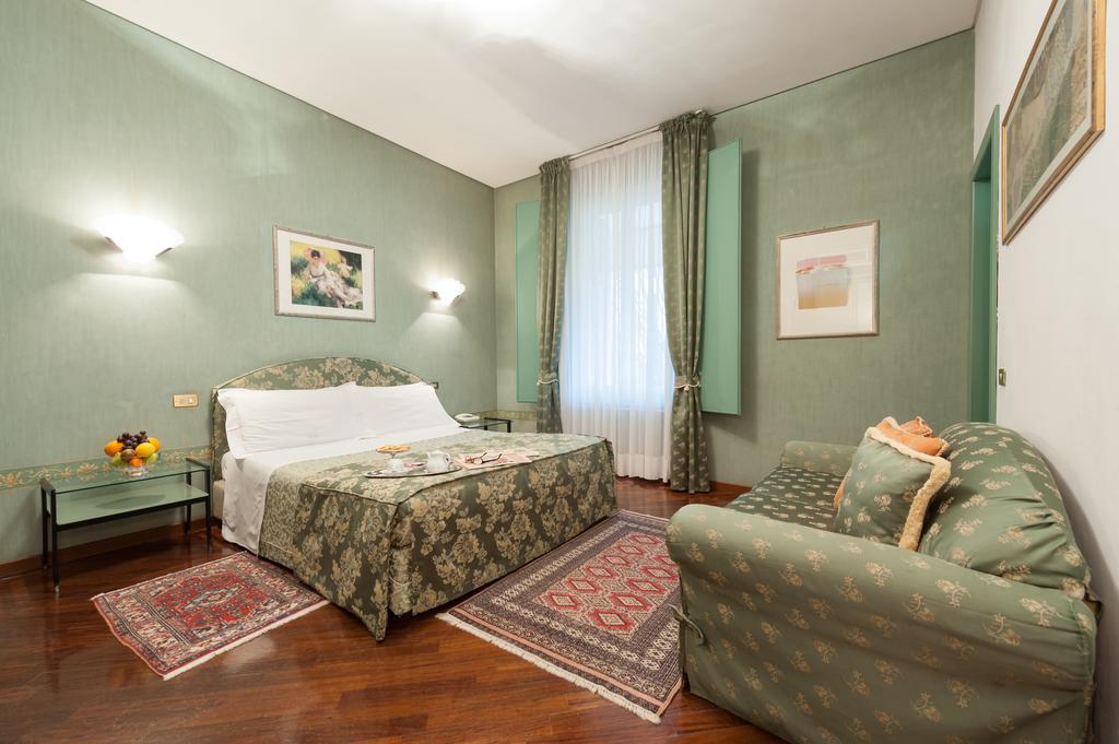 Hotel Villa Giulia Tortona Habitación foto